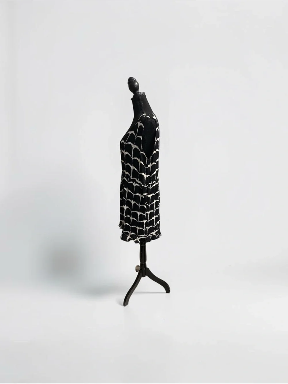 Manaola Black and White Iwa Sleeveless Romper